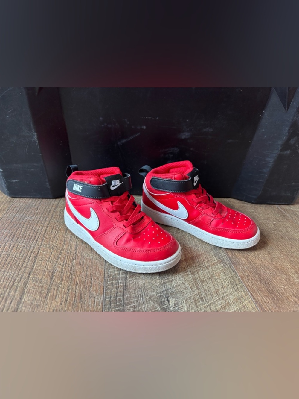 Little Kids Red, Black and White Nike Court Borough Mid 2 Sneakers ❤️